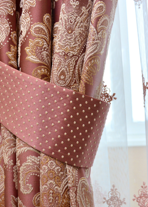 Yaratıcı Tasarım ve Koleksiyon Geliştirme